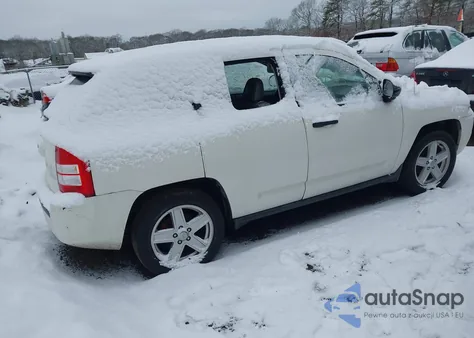 2007 Jeep Compass Sport z USA, uszkodzony, nr VIN 1J8FT47W07D204490